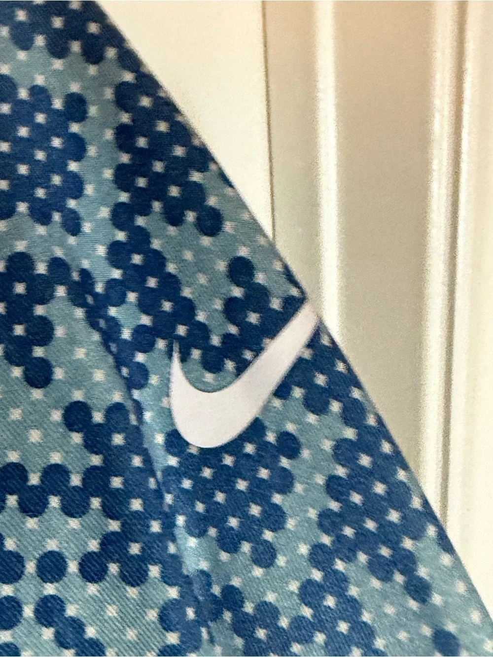 Nike Women's Blue Geometric Zip-Up Jacket